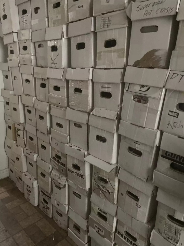 10 Bulk Assorted Wolverine Comic Book Lot Marvel Comics Books FLASH SALE!!!!-image