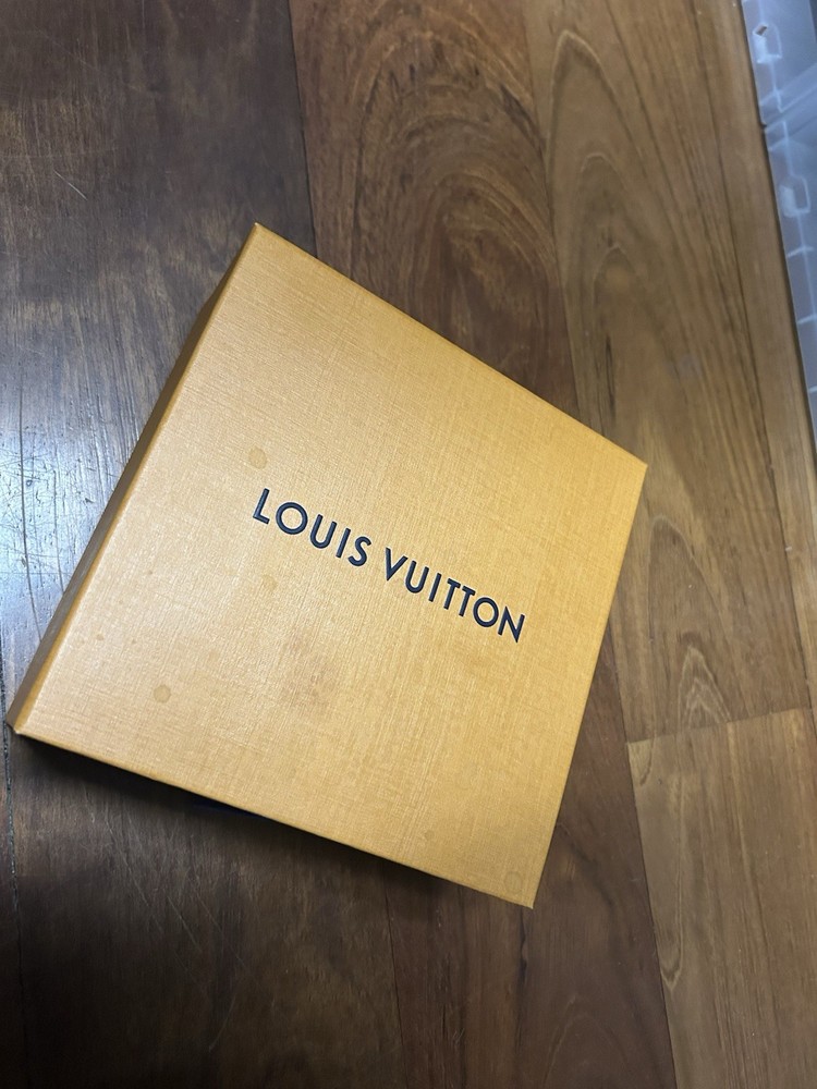 Louis Vuitton LV Initiales 40mm Reversible Belt – Monogram Eclipse Matte