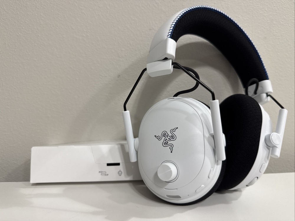 Razer BlackShark V3 Pro Wireless Gaming Headset for PS5 PC Xbox