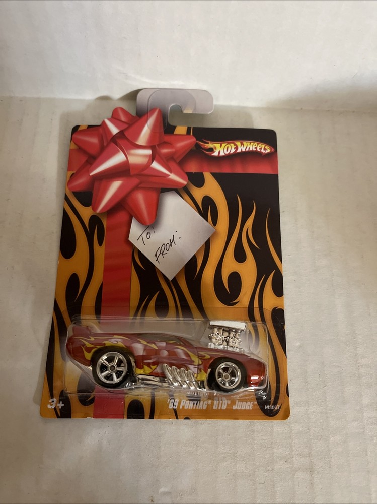 Hot Wheels 2007 Gift Card Series 69 Pontiac GTO Judge with Real Riders-image