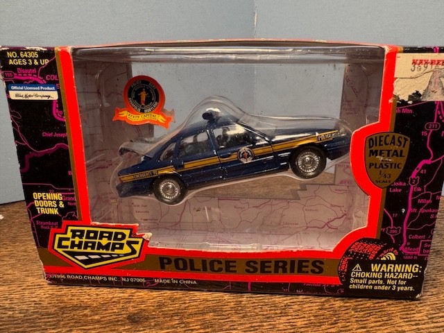 Road Champs 1:43 Scale 1997 Ford Crown Victoria - Annapolis Police Department