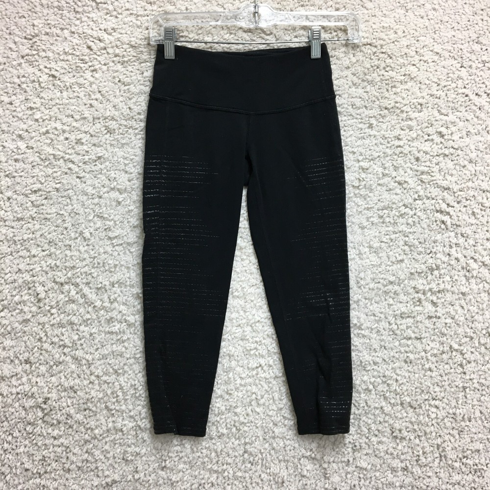 Athleta Black Gel Chaturanga Capri Leggings for Women in XXS