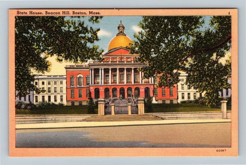 Boston MA-Massachusetts State House, Beacon Hill Vintage Souvenir Postcard