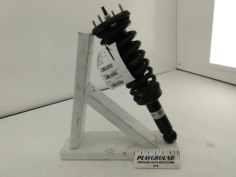 09-11 Jaguar XF Rear Left or Right Strut Assembly