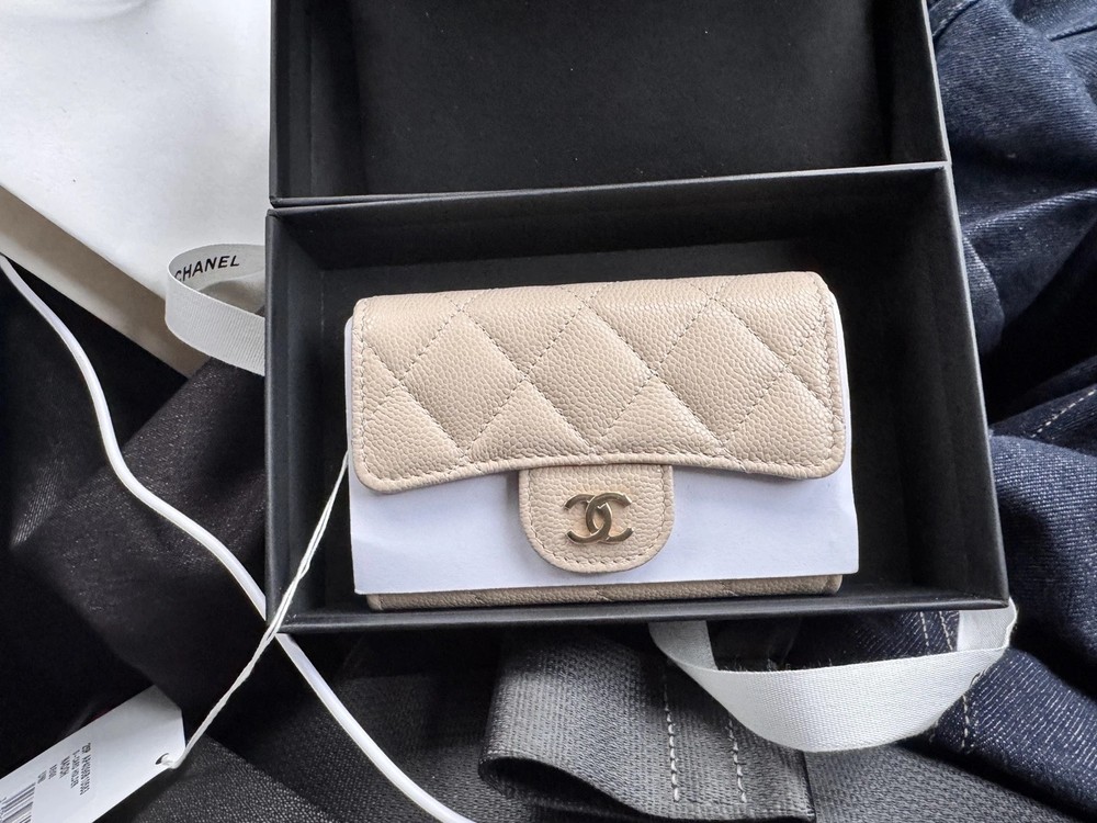 Chanel CC Flap 25p Caviar Quilted Card Wallet in Beige