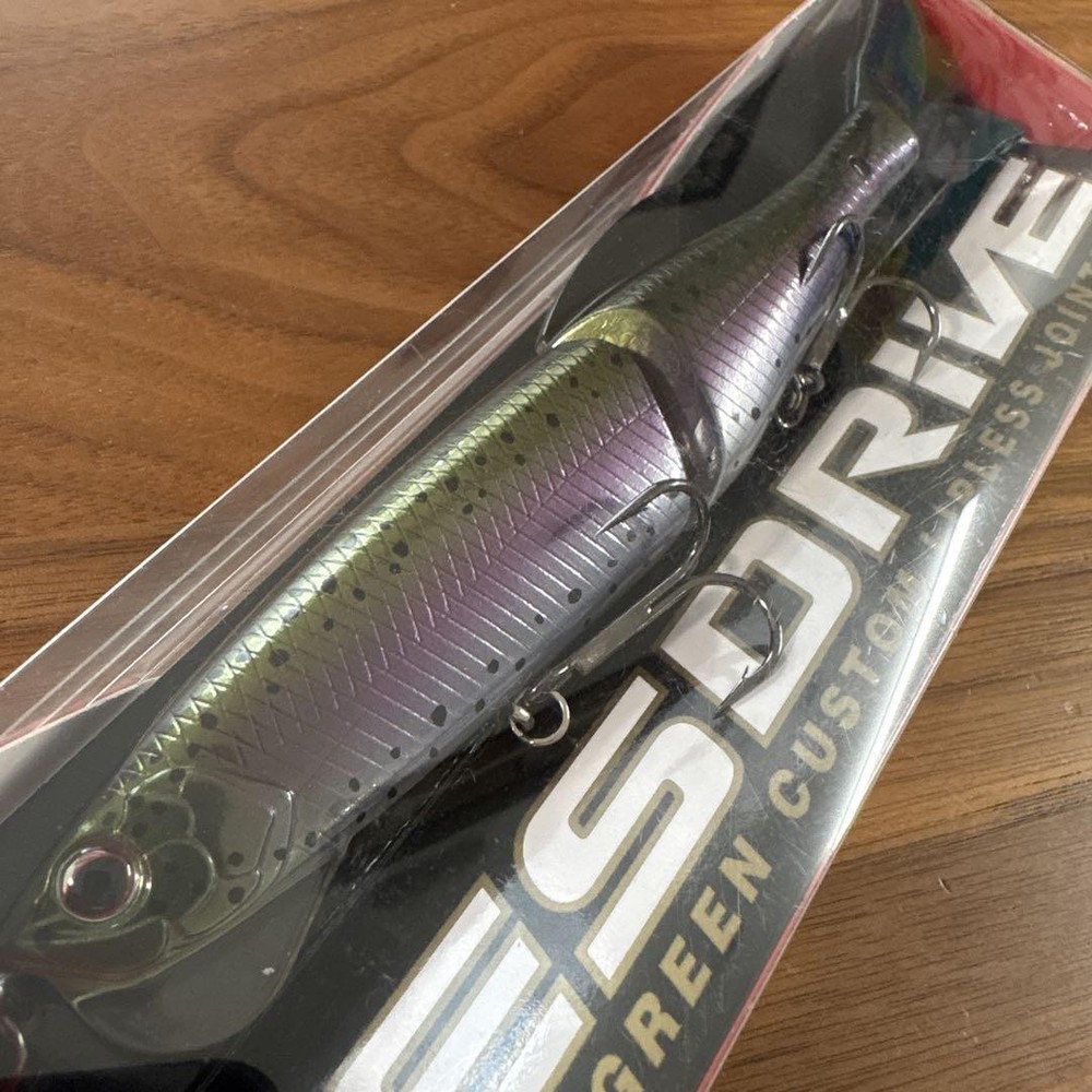 Evergreen Sdrive Dark Rainbow S-Shaped Fishing Lure in Popular Color