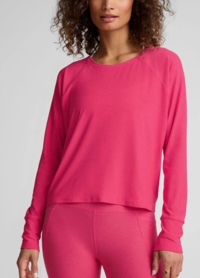 BEYOND YOGA Featherweight Daydreamer Long Sleeve Top Sz L Hot Pink Athleticwear