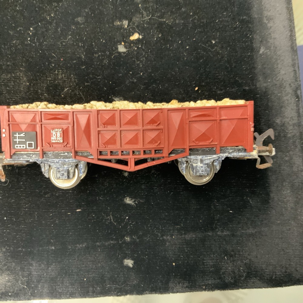 Fleishmann DB 885000 with gravel, HO