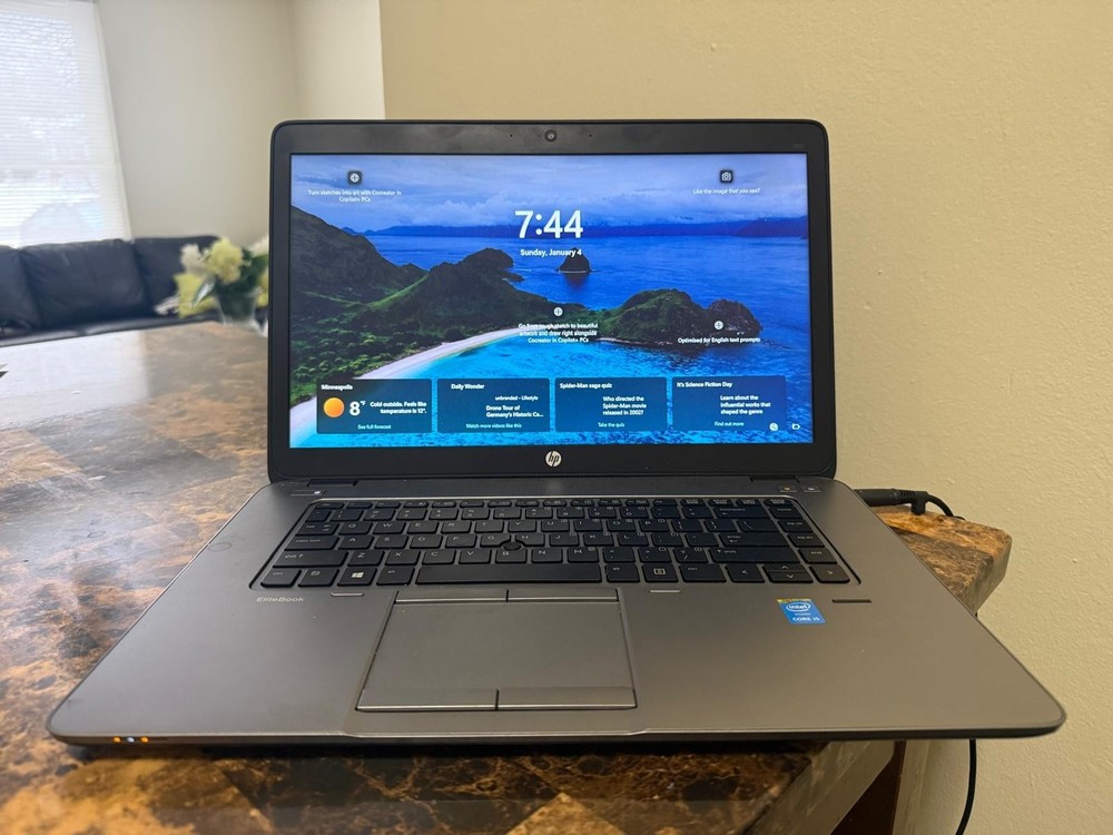 HP EliteBook 850 G2 i5-5200u 2.2GHz 8GB 120GB SSD 15.6