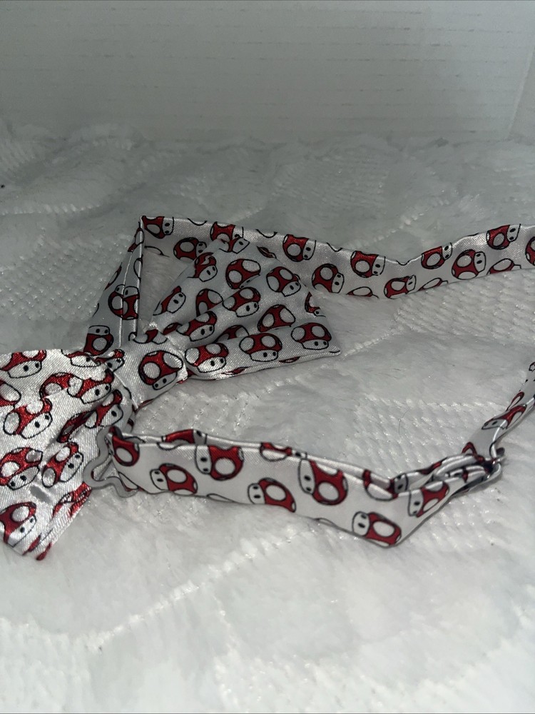 Super Mario Bros Bow Tie Neck Clip with Mushroom Pattern
