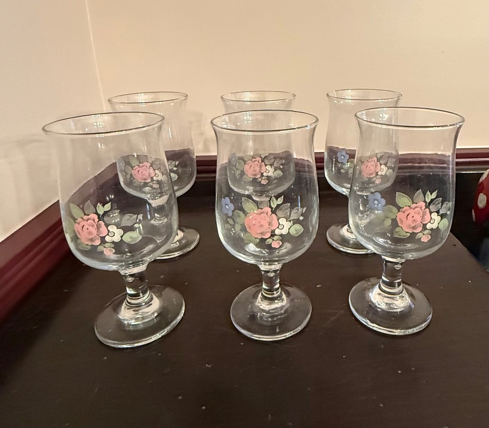 Pfaltzgraff Tea rose Wine / Water goblets ( set of 6)