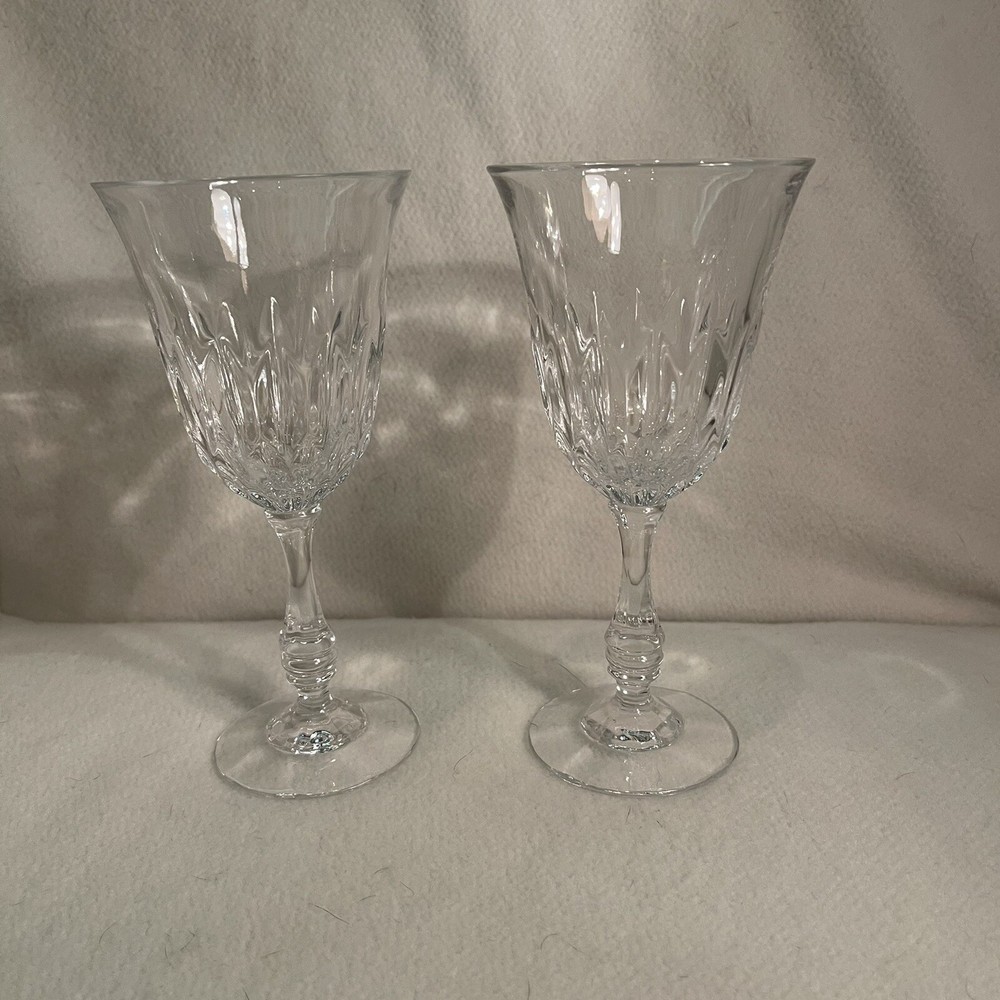 2 Vintage Fostoria Kimberly Wine Glasses 24% Lead Crystal Elegant Stemware