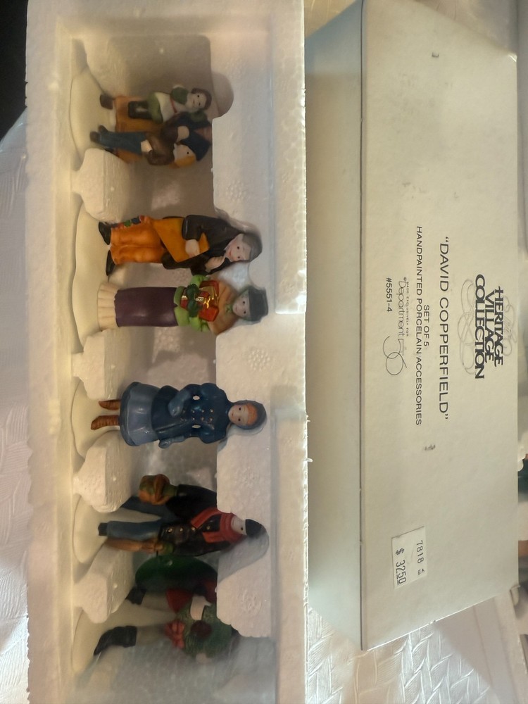 Department 56 Dickens Village Bundle – David Copperfield, Violet Vendor/Carolers