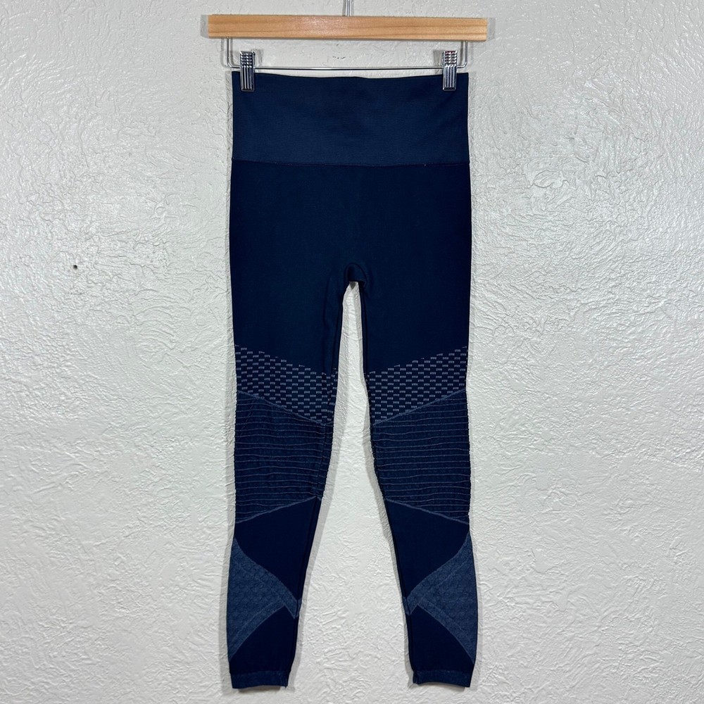 Spanx Look At Me Now Seamless Moto Leggings in Indigo Sky Navy - Size Small A376230