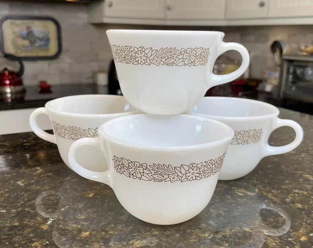 Set of 4 Pyrex Woodland Brown Coffee Tea Cup Mug Corelle Corning Ware Pattern
