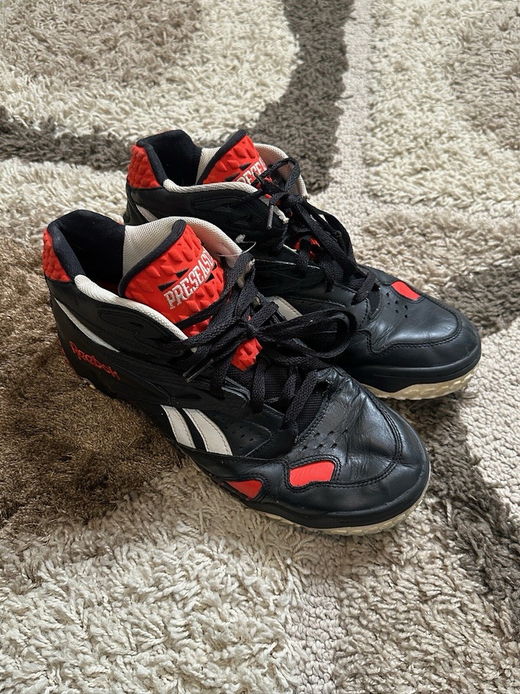 REEBOK PRESEASON EMMIT SMITH SIZE 9.5 US MEN SHOES