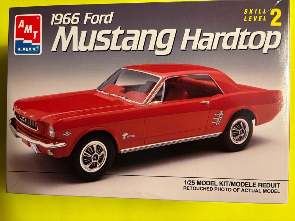 1966 FORD MUSTANG HARDTOP COUPE MODEL KIT AMT ERTL 1/25 SCALE COOL LOOK!!!