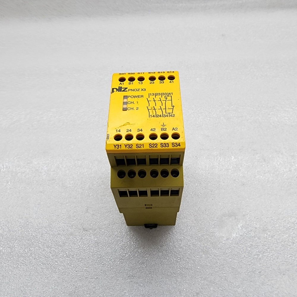 PILZ PNOZ X3 SAFETY RELAY 774310 24VAC/VDC