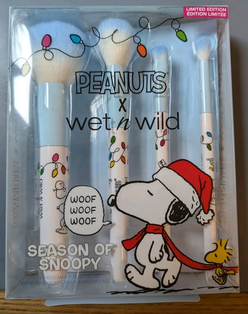 Peanuts x Wet n Wild Season of Snoopy 4 Piece Brush Set Box Slightly Damaged