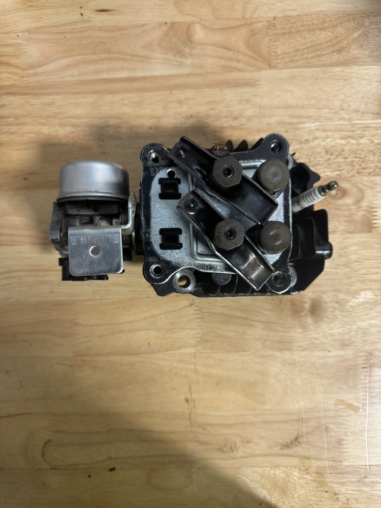 Briggs And Stratton 592175 Cylinder Head And Carb