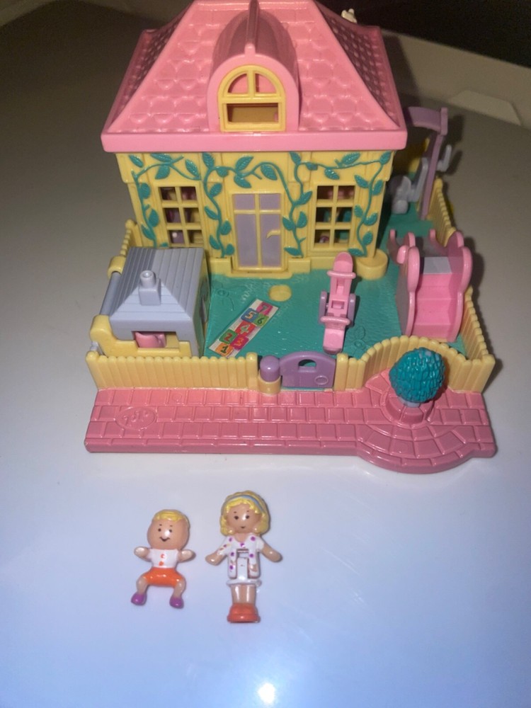 Vintage Bluebird Polly Pocket Nursery School Pollyville