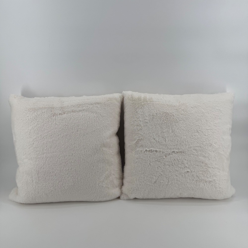Threshold Set Of 2 Cream Faux Fur Toss Pillow 18x18 Removable Cover NEW