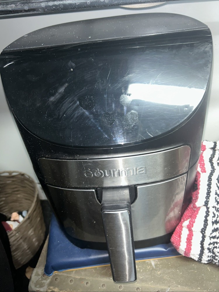 Gourmia GAF826 8 qt Digital Electric Air Fryer