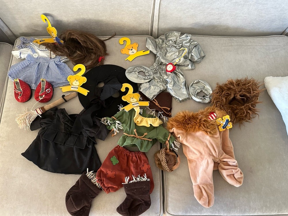 Wizard of Oz Costumes: Dorothy Scarecrow Tin Man Lion Wicked Witch