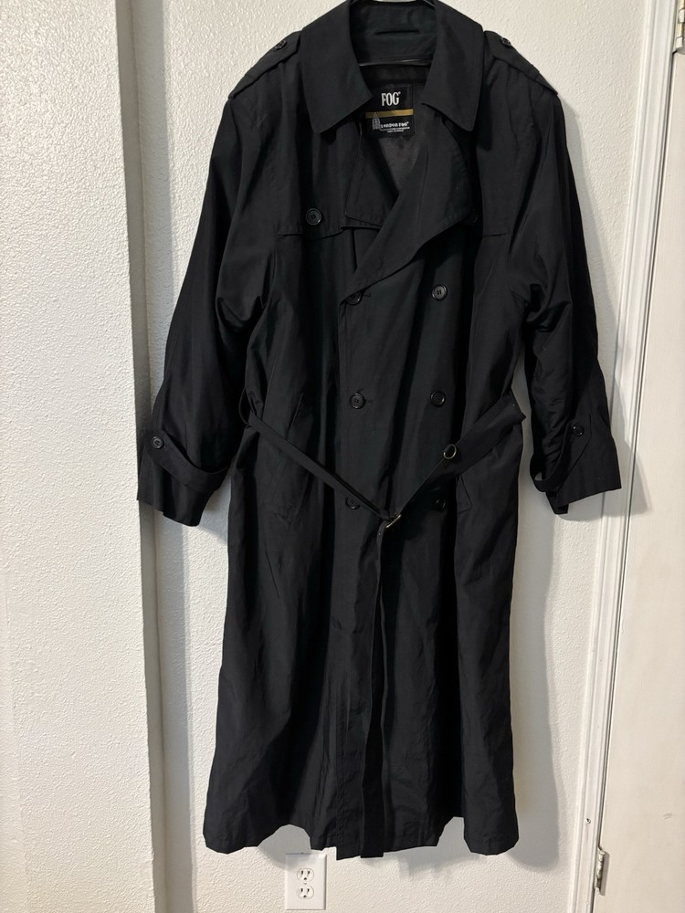 Men’s London Fog Black Double-Breasted Trench Coat 44L with Detachable Lining