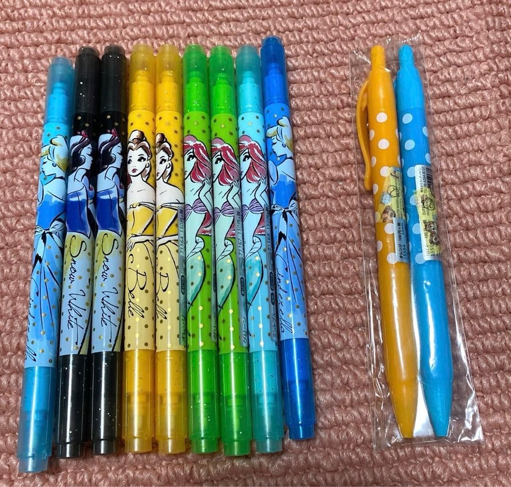 9 Disney Princess Water-based Pens, 2 Ballpoint Pens #f7c9c1