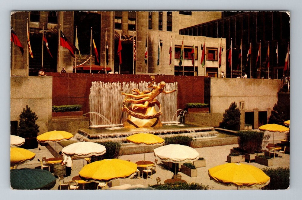New York City NY,, Rockefeller Plaza, Sunken Gardens Vintage Souvenir Postcard