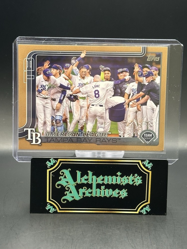 2025 Topps Gold Parallel /2025 Brandon Lowe Tampa Bay Rays Baseball Card