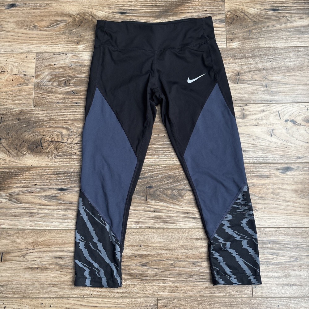 Nike Women’s Dri-fit  Leggings Size Small Black