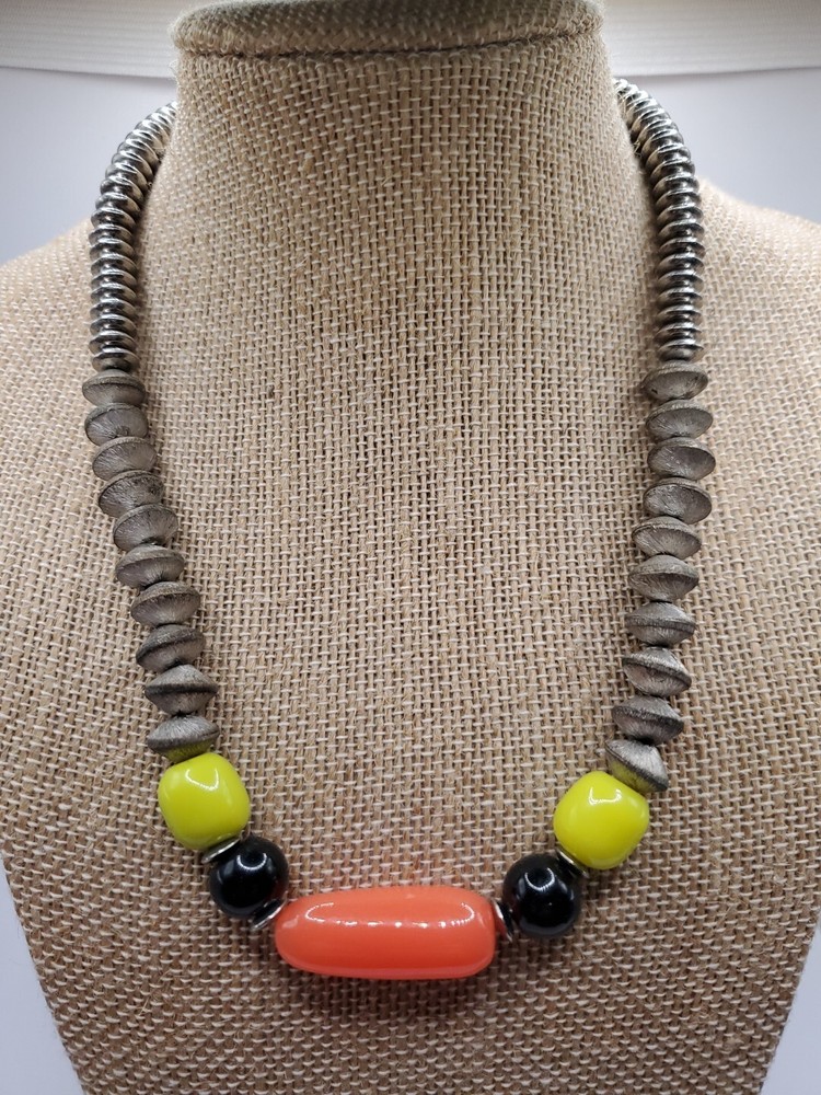 Jewelmint Paradise Cove Rondell Beaded Wood Metal Plastic Necklace 14