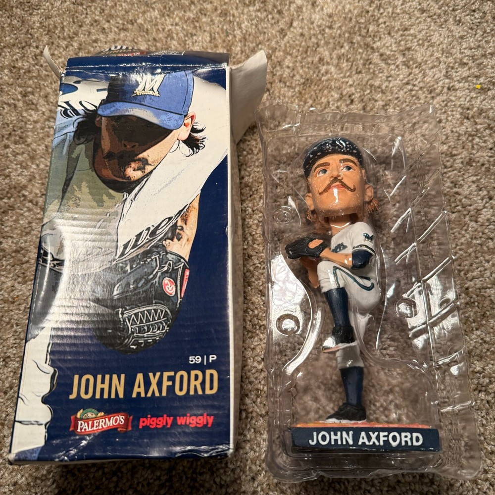 MLB Milwaukee Brewers Palermo's Pizza John Axford Bobblehead SGA 2011 #59