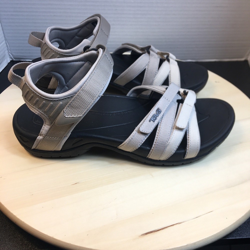 Teva Womens Beige Hiking Sandals Size 9 No Box Brand New