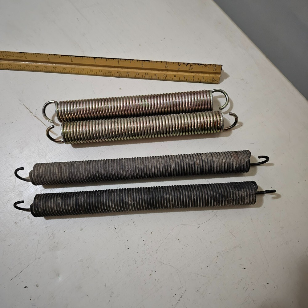 HEAVY DUTY STEEL EXTENSION SPRING with HOOKS 8
