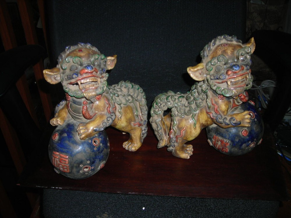 Antique Chinese Polychrome Foo Dog Roof Tiles 12x9x5 Clearance Sale-image