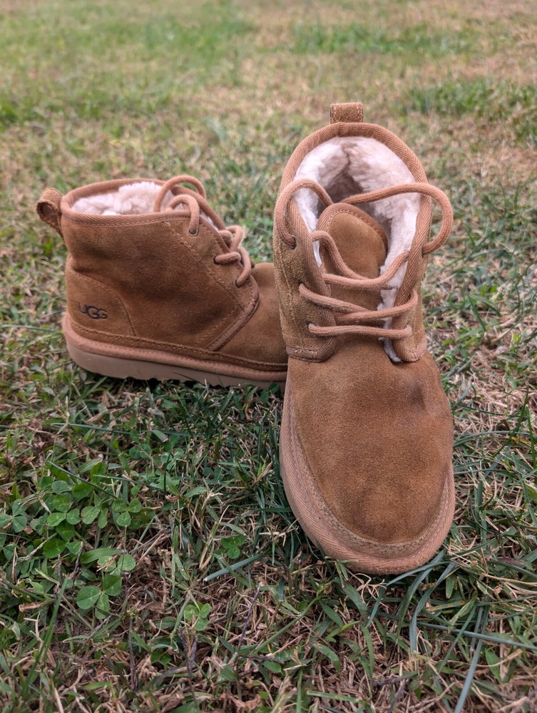 Kids UGG Neumel II Boots - 1017320K Size 4 Suede Sherpa Lined Lace Up