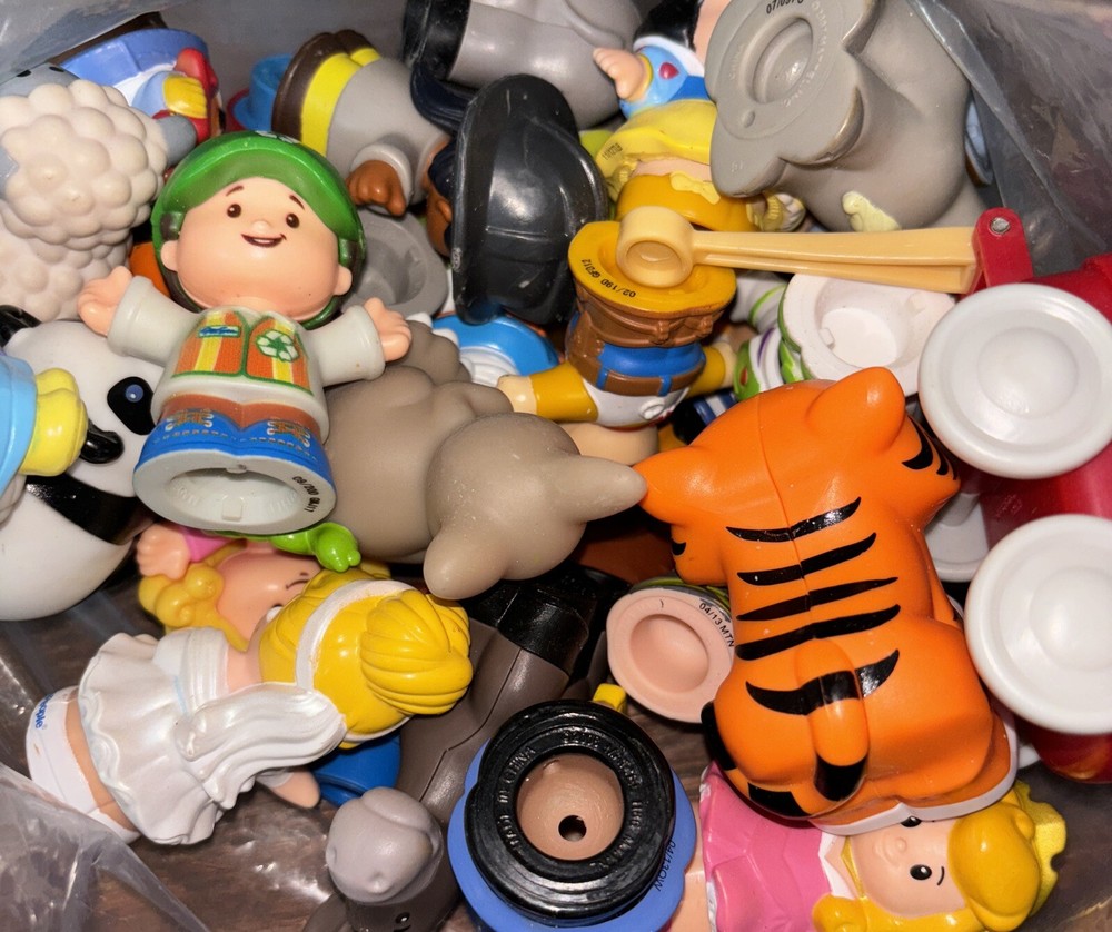 Fisher-Price Little People Lot Of Dog People More Than 30.