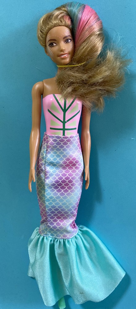 Mattel Barbie Doll Color Reveal MERMAID FANTASY DOLL Changes with Warm & Cold