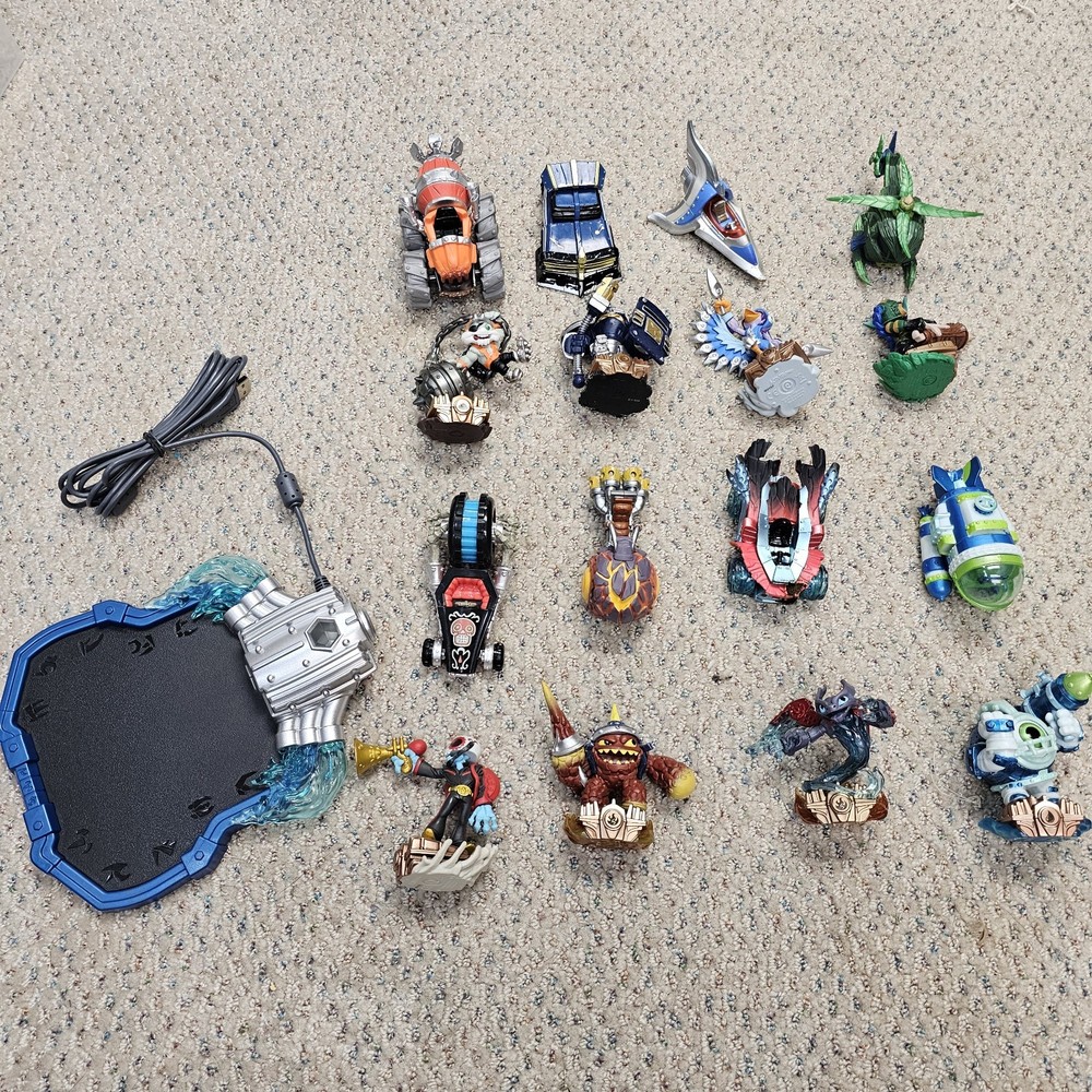 Lot Of 16 Skylanders Superchargers Vehicle Figures Portal WII U PS3 PS4 - TESTED