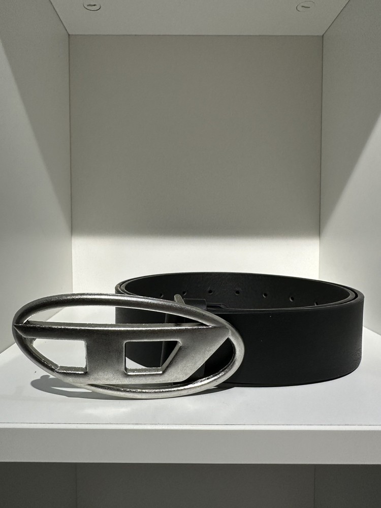 Diesel Belt Black with Silver Oval D Logo Buckle Unisex Streetwear Y2K New