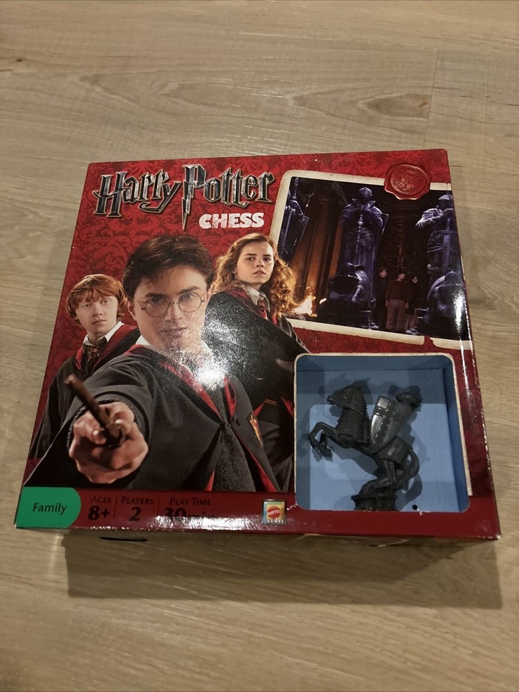 Harry Potter Chess Set 32 Pc Mattel Complete 2009 100% Complete