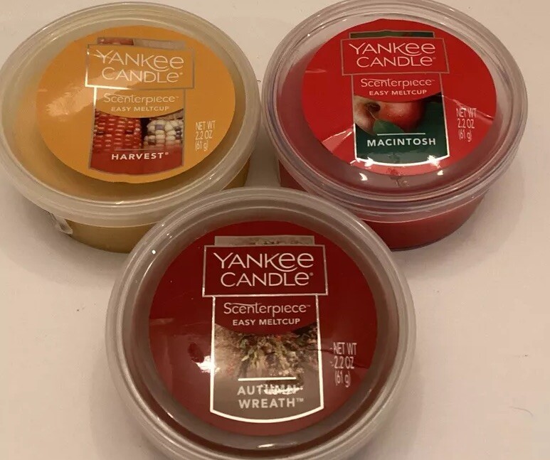 Yankee Candle Scenterpiece Set with Harvest Autumn Wreath Macintosh Meltcup