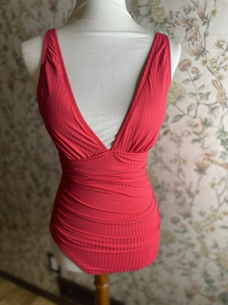 Ellen Tracy Womens Size 6 Pink One Piece Swimsuit Bathing Suit