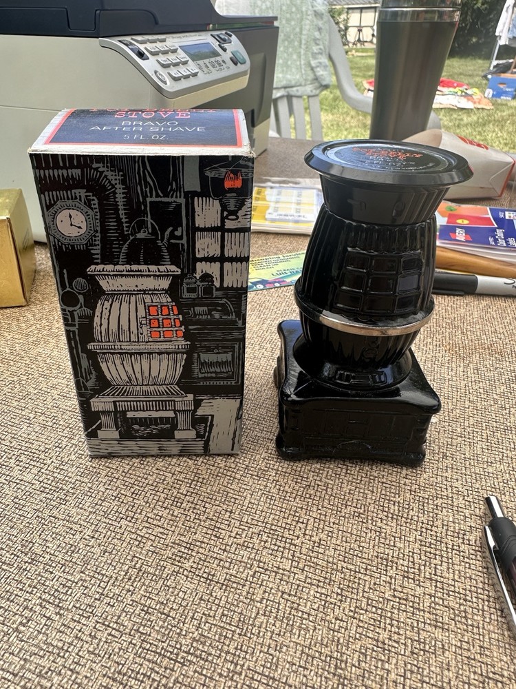 VINTAGE AVON POT BELLY STOVE EXCALIBUR AFTER SHAVE FULL WITH BOX